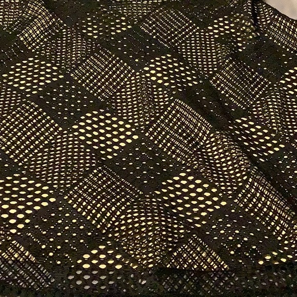 Beautiful flare dress - Picture 3 of 6